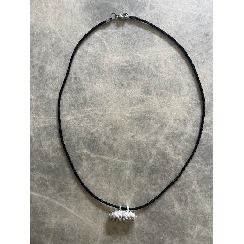 Silber Kavacha Sterling mit Schnur und Verschluss
